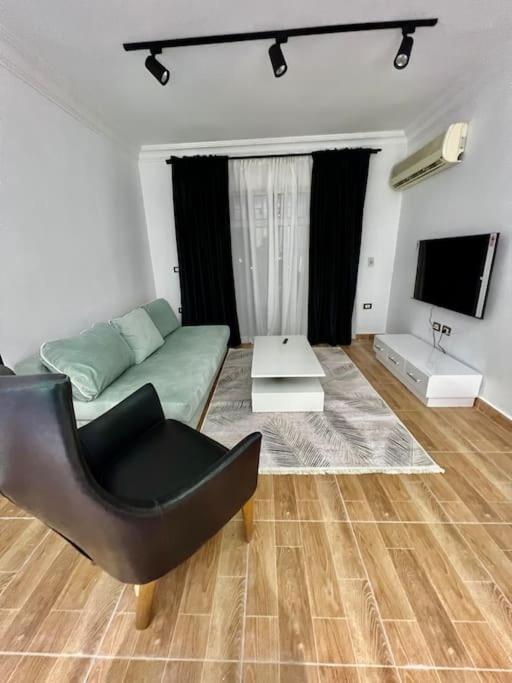 Apartment Stylish 2-bedroom In Madinaty Compound *